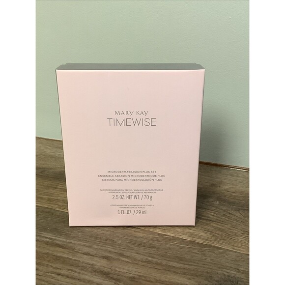 Mary Kay TimeWise Microdermabrasion Plus Set NEW - Picture 1 of 2